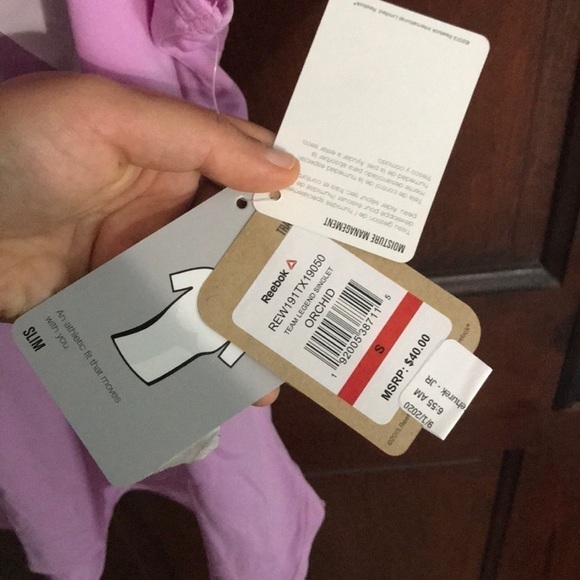 NWT Reebok Tank - Picture 2 of 3